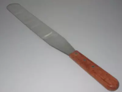 Candyman Crepes-Wender HBK mit Holzgriff und breiter Klinge